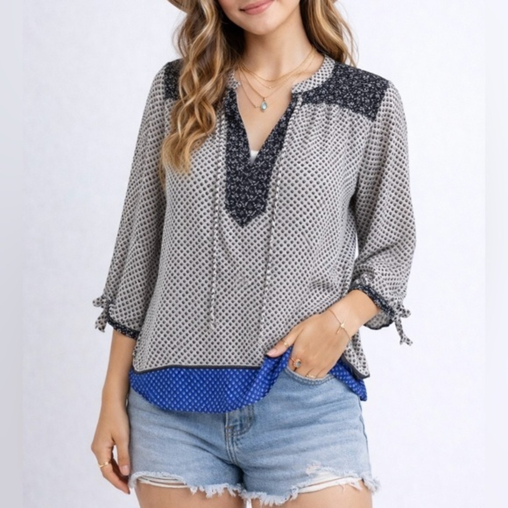 Antilia Femme Boho Lightweight Black & Blue Mixed Print Blouse Size Small